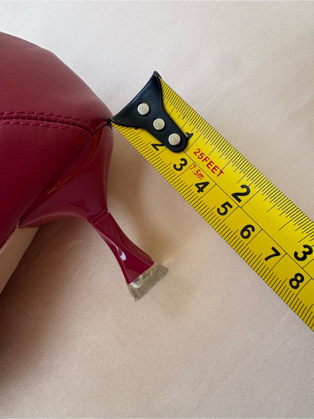 Pointed Toe Mid-Heel Pumps in Wine - Picture 11 of 12